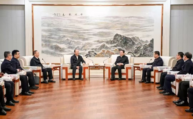 莫鼎革拜會(huì)遼寧省委書記郝鵬、省長王新偉
